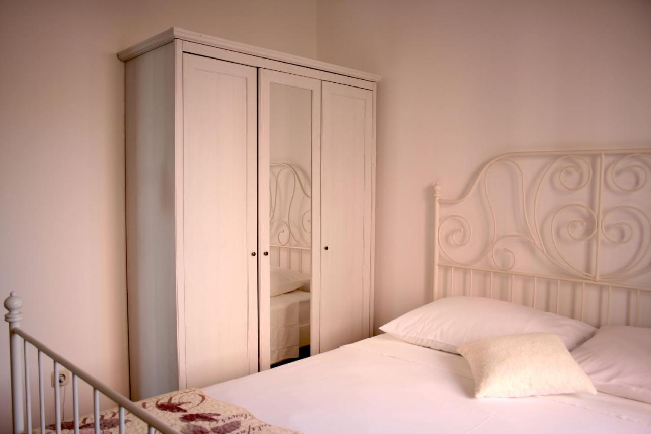 Apartman Laura Primošten Zewnętrze zdjęcie