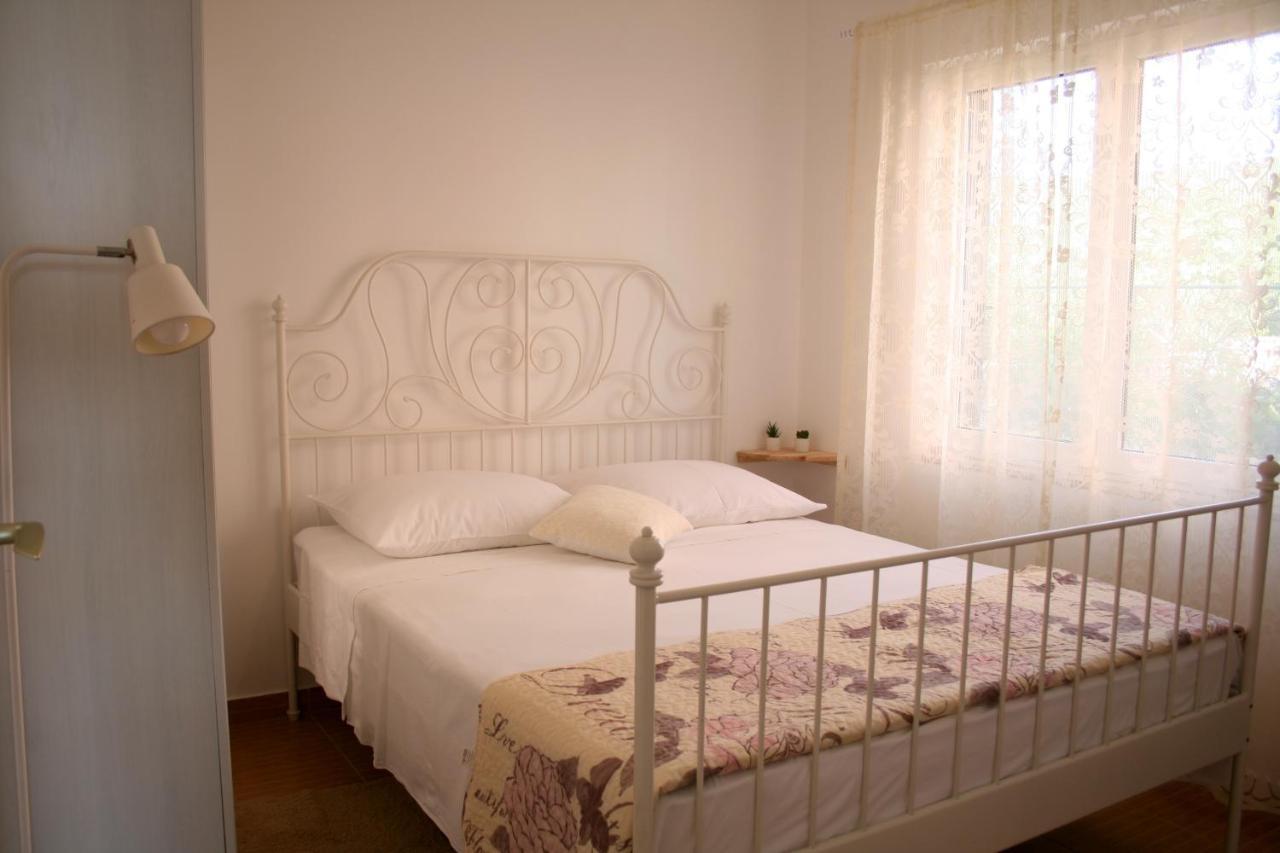 Apartman Laura Primošten Zewnętrze zdjęcie